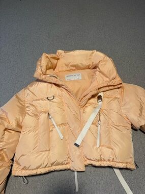 Cropped Peach Ski Puffer Jacket with High Collar